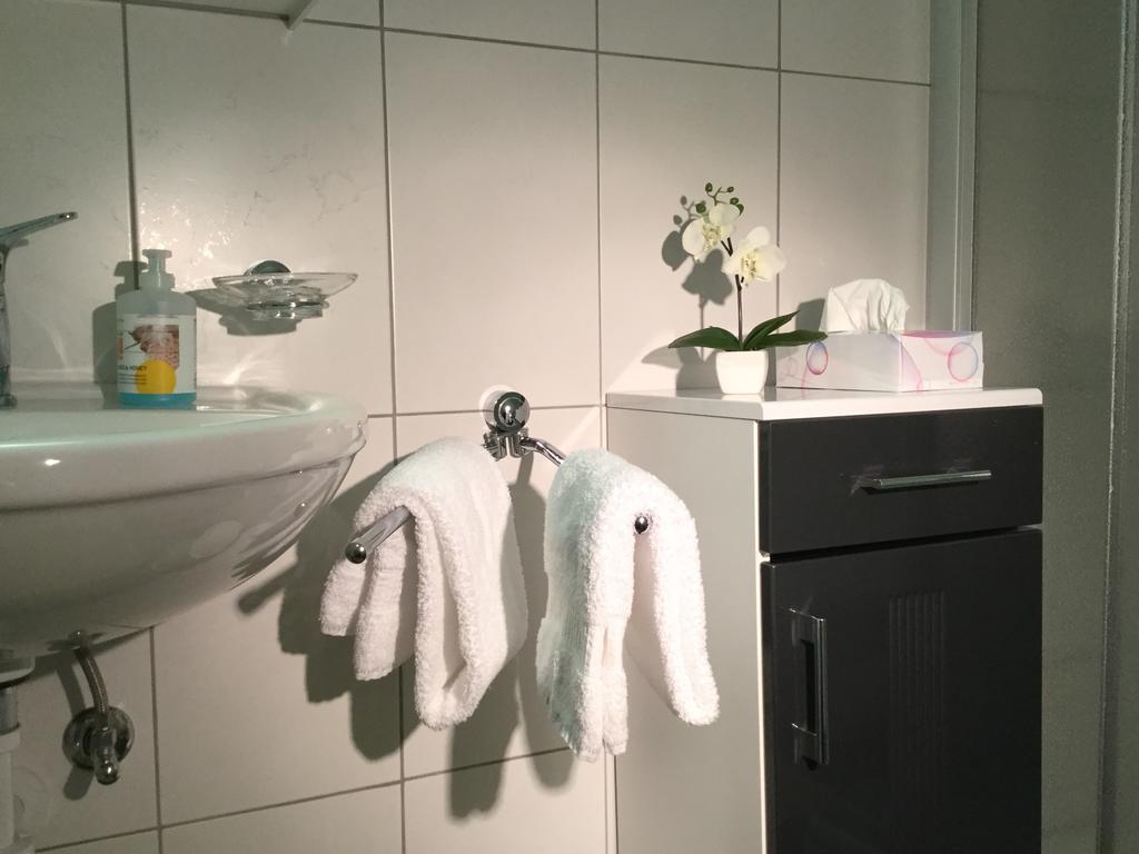 Haus Mondelli Lägenhet Saas-Almagell Exteriör bild